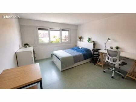 studio meublé 27m2 avec parking  quartier la butte