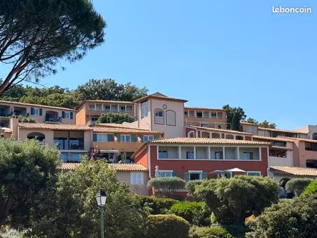 appartement domaine des restanques grimaud