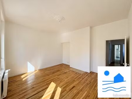 appartement 3 pièces 79 m²