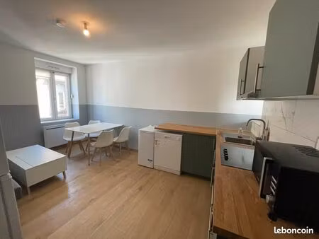 moyeuvre - appartement rénové avec 2 ou 3 chambres (ou grand salon séparé d'une grande cui