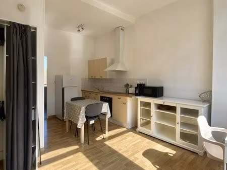 studio 2 pièces 25 m²