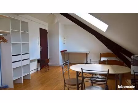 studio idéal étudiant à aubusson près de la cité de la tapisserie et du lycée