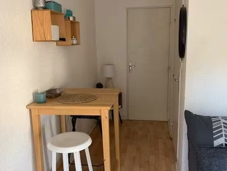 studio 1 pièce 18 m²
