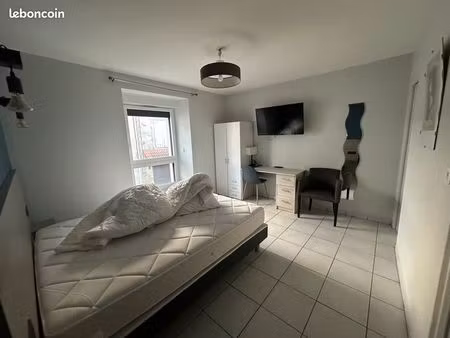 chambre meublee langogne