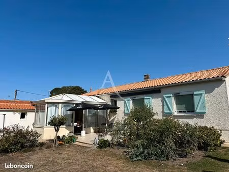 maison 7 pièces 101 m²