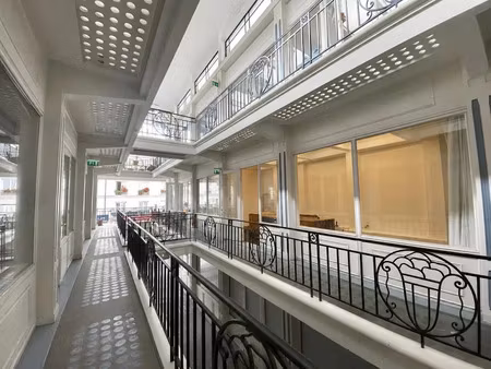 location locaux professionnels 30 m² à paris 11ème (75011)  1 240 €