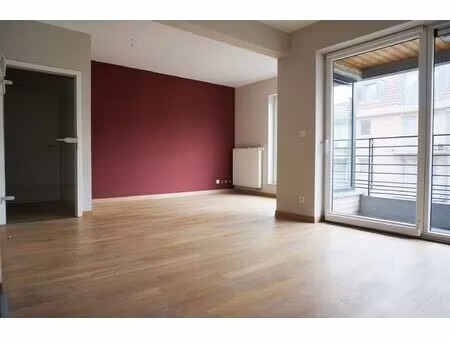 appartement à louer avec terrasse et 1 chambre   woluwe-saint-lambert (vbe34841)