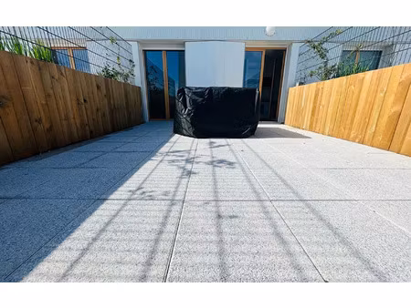 location appartement  m² t-1 à bordeaux  786 €
