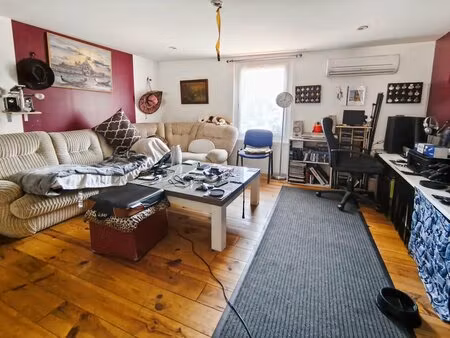 appartement t3 de 73 m² à decazeville