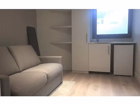 location appartement  13 m² t-1 à paris 6  850 €