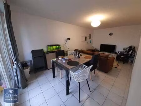location appartement 2 pièces à laval (53000) : à louer 2 pièces / 48m² laval