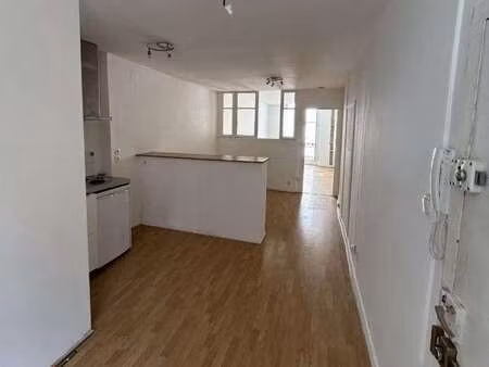location appartement 2 pièces à nantes centre ville (44000) : à louer 2 pièces / 38m² nant
