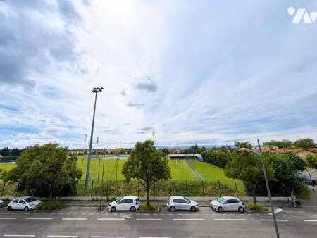 vente maison à mions (69780) : à vendre / 65m² mions