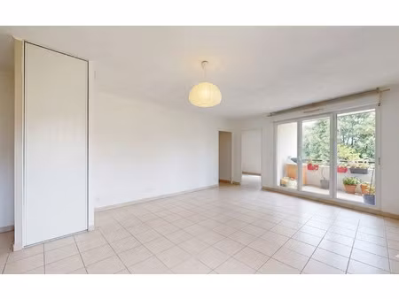 appartement lyon 9 70.79 m² t-3 à vendre  290 000 €