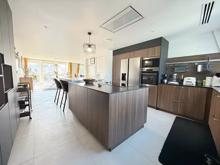 appartement 5 pièces  128 m2