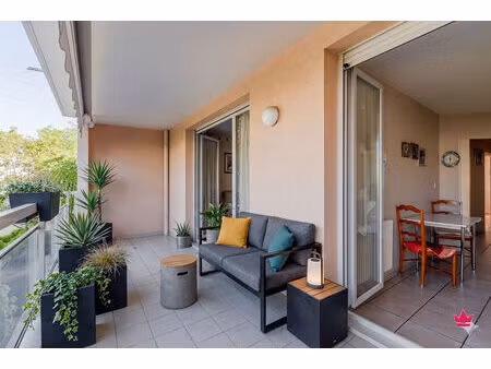 appartement décines 3 pièce(s) 68m2 - proche tram