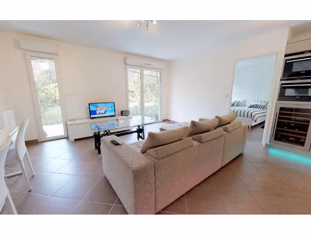 location appartement  49.02 m² t-2 à la valette-du-var  1 103 €