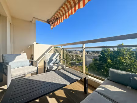 location appartement 3 pièces  81.56m²  le cannet
