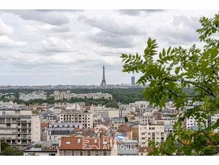 appartement à réinventer avec vue dégagée et grand balcon filant