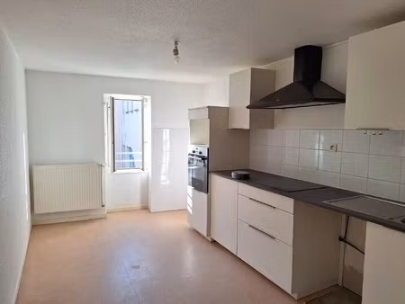 appartement t3 - 2ème étage vernoux