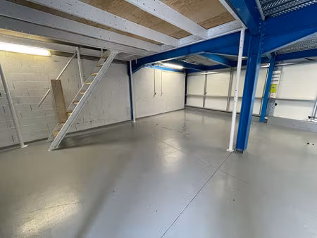 local commercial villenoy 150 m2