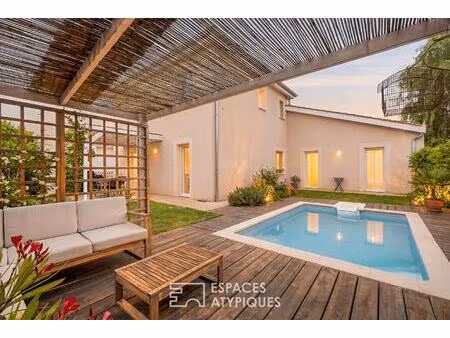 maison récente avec piscine