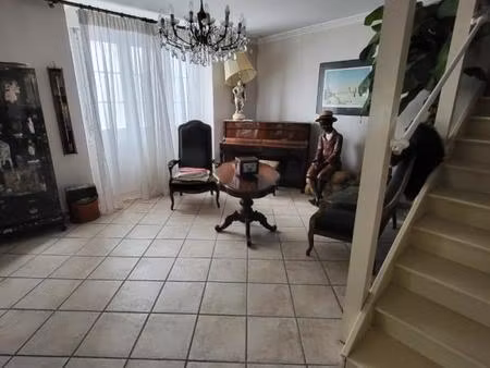 a vendre guipavas  grande maison t7