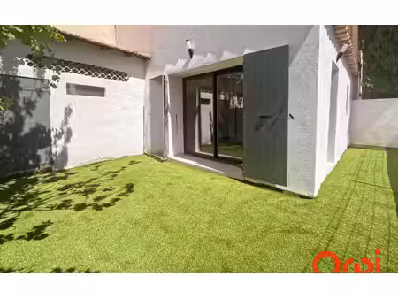 location maison  m² t-2 à marignane  950 €