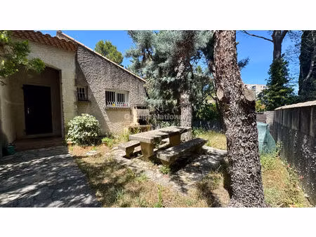maison p4 de 123 m² avec jardin  garage et dépendances