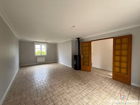 pavillon sur sous-sol - saint berthevin