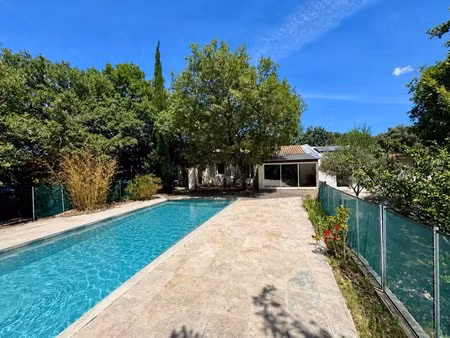 grignan région – villa à vendre de plain-pied 5 chambres avec piscine  terrain 960 m²   ca