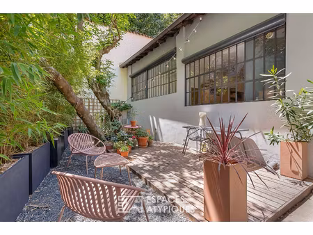 loft avec terrasse proche de la place saint anne
