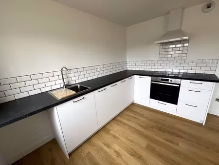 apt t3 renove - 68.2m2 - villeneuve tolosane (31270)
