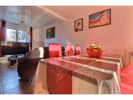 maison à vendre à mériel - 5 pièces  4 chambres  excellente condition