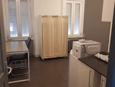 logement etudiant(e)s. proche pole lardy