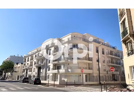 location appartement  m² t-4 à saint-maur-des-fossés  2 550 €