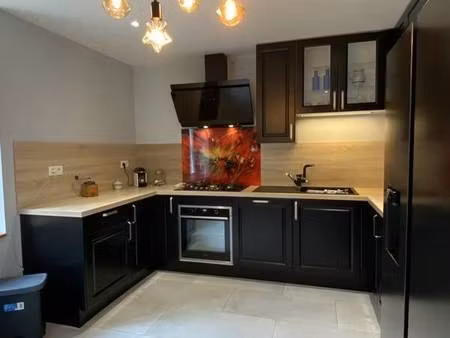 jolie maison spacieuse à l’abri des regards
