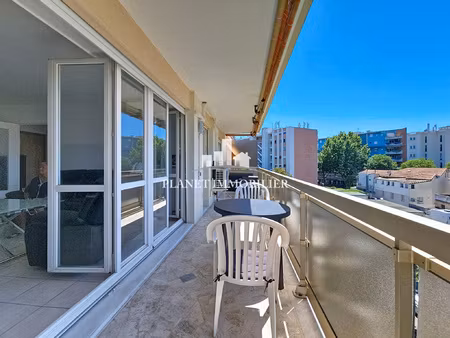juan les pins 2 pieces garage et cave