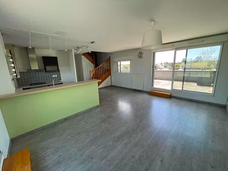appartement duplex 90m² en dernier étage à pacé - 10min de rennes