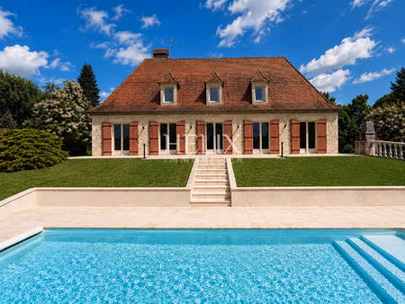 maison lembras 8 pièce(s) 227.2 m2