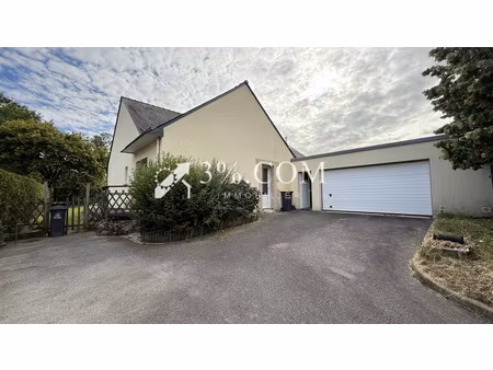 rare sur le secteur – maison de plain-pied aux portes de vannes