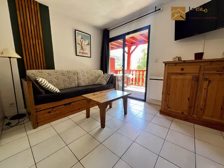 joli t2 avec balcon