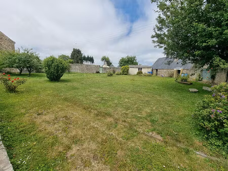 maison ancienne à vendre à mellac - 5 pièces  106.4 m²  terrain 1050 m²
