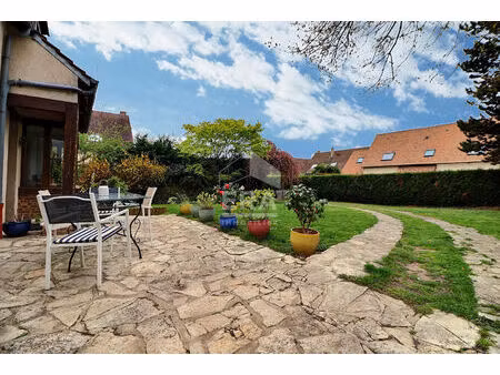 maison familiale 7 pièces à vendre à saint prix + garage + jardin.