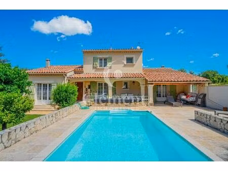 maison familiale 5 pièces avec piscine - piolenc
