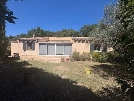 villa individuelle t6 de plain pied de 149 m² dont véranda avec grand garage attenant de 3
