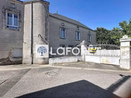 vente maison à airvault (79600) : à vendre / 170m² airvault