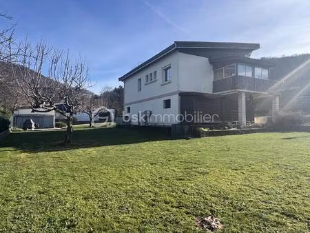 maison de 160 m² à bresson