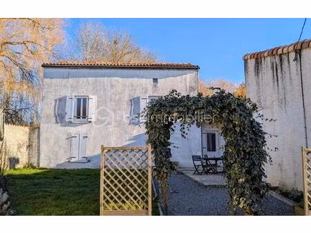 maison de 110 m² à chize