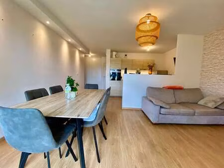 vente appartement 3 pièces à saint-méen-le-grand (35290) : à vendre 3 pièces / 59m² saint-